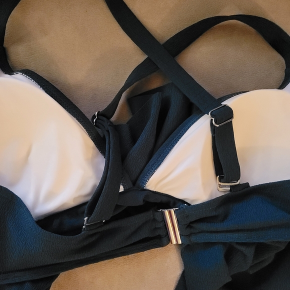 Cupshe: Size 2x Green/Floral Bikini - Picture 5 of 5